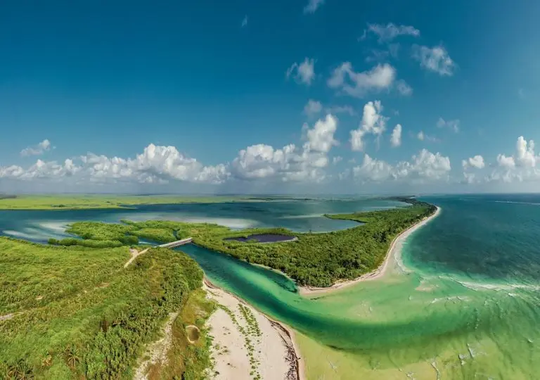 Sian Ka'an Scenic Airplane Tour
